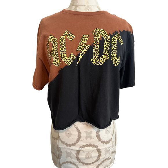 AC/DC | Tops | Acdc Animal Print Logo Colorblock Short Sleeve Crop Top ...